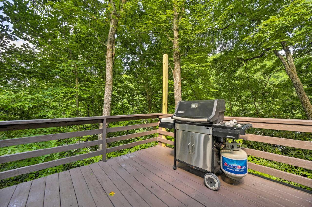 Charming Maggie Valley Getaway With Fire Pit! Екстериор снимка