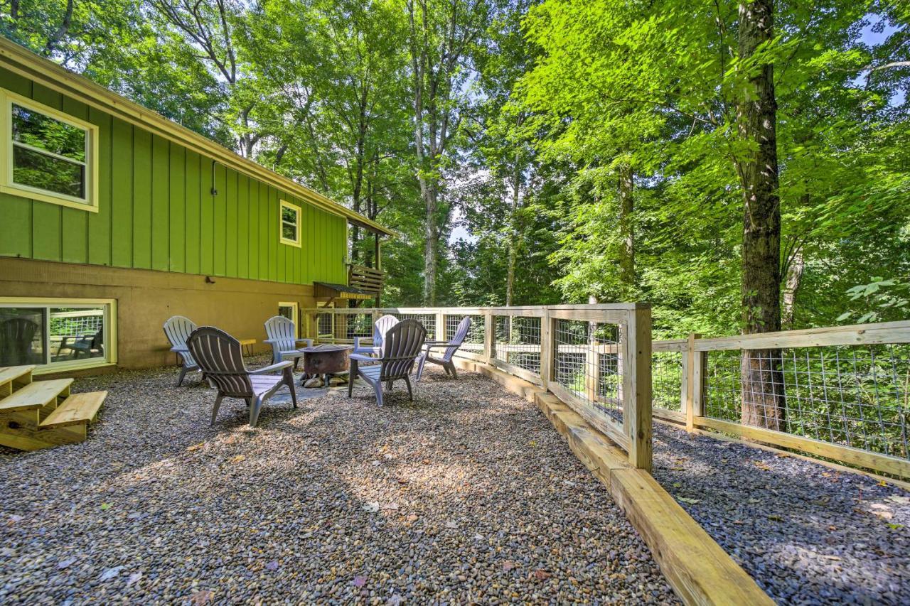 Charming Maggie Valley Getaway With Fire Pit! Екстериор снимка